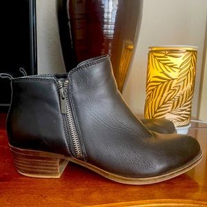 Women’s Booties. Lucky Brand size 10